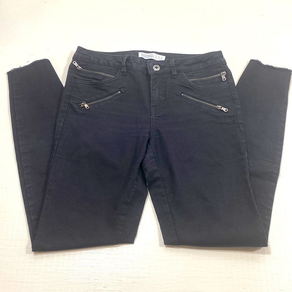 Zara basic Z1975 denim black skinny jeans​​​​​​​​​​​​​​​​​